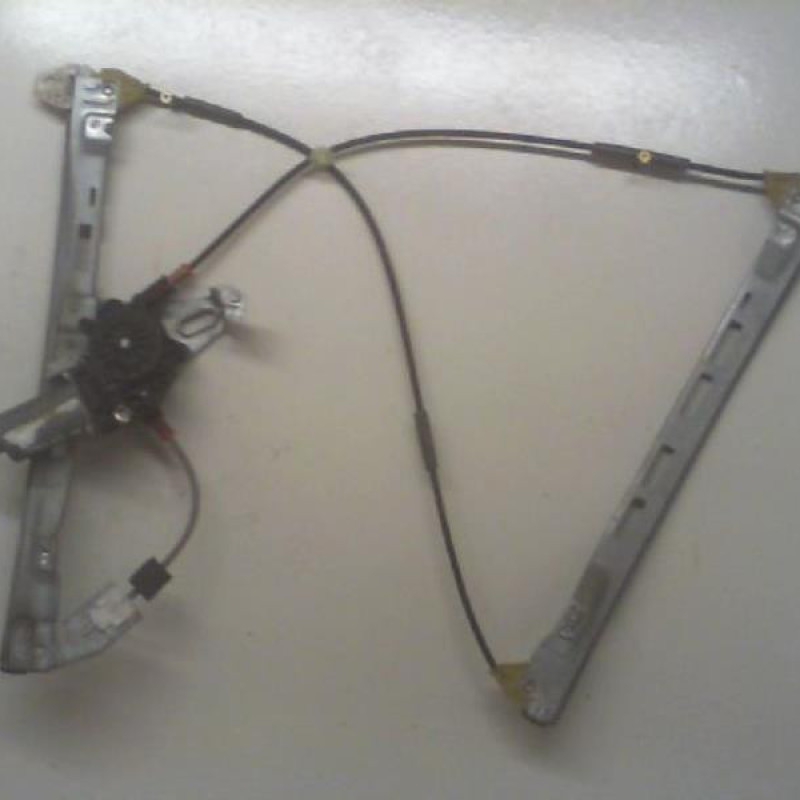 Leve vitre electrique avant droit PEUGEOT 206