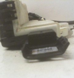 Serrure avant droit PEUGEOT 3008 1 Photo n°3