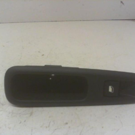 Interrupteur de leve vitre arriere droit PEUGEOT 3008 1 Photo n°1