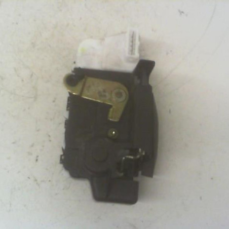 Serrure arriere droit PEUGEOT 607