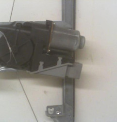 Leve vitre electrique arriere gauche PEUGEOT 307