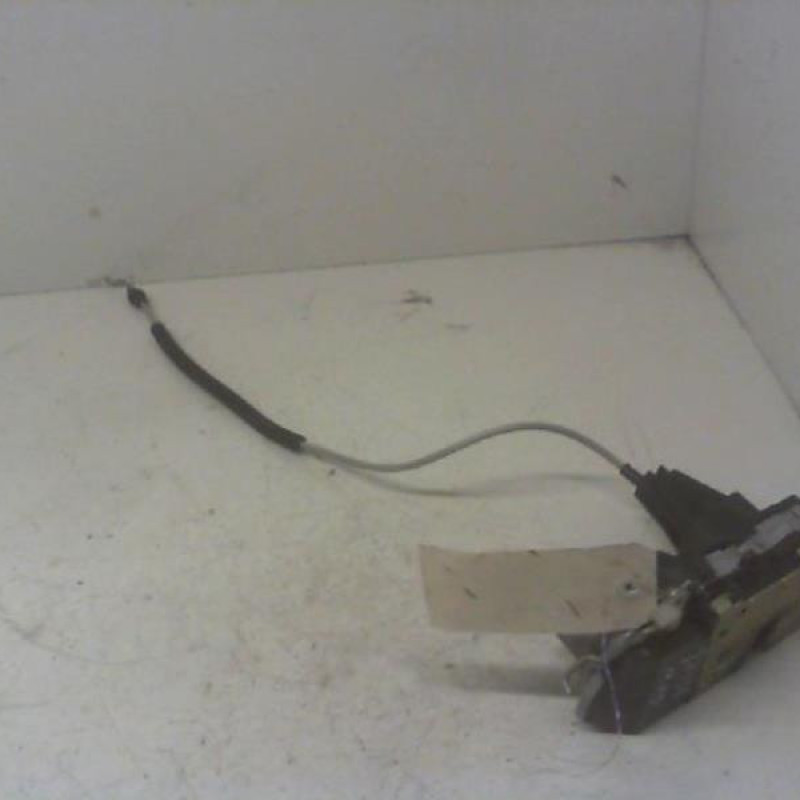 Serrure avant droit PEUGEOT 307