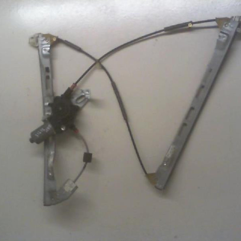 Leve vitre electrique avant droit PEUGEOT 206