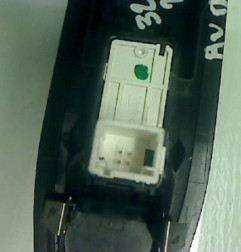 Interrupteur de leve vitre avant droit PEUGEOT 2008 1