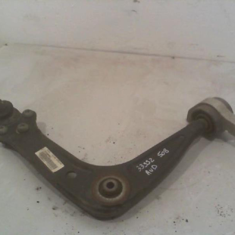 Triangle avant droit PEUGEOT 508 1