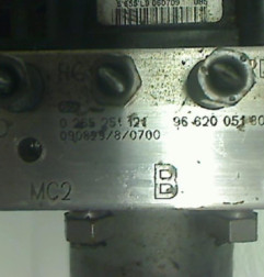 Bloc ABS (freins anti-blocage) PEUGEOT 407 Photo n°6