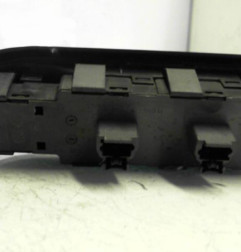 Interrupteur de leve vitre avant gauche PEUGEOT 407