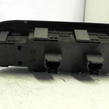 Interrupteur de leve vitre avant gauche PEUGEOT 407