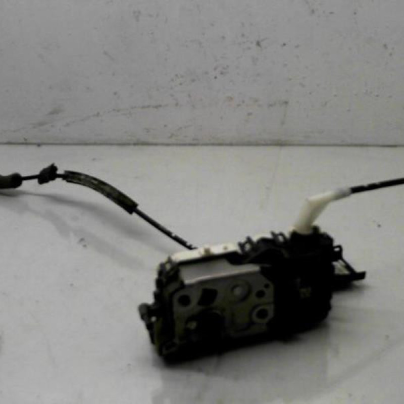 Serrure avant droit CITROEN BERLINGO 2