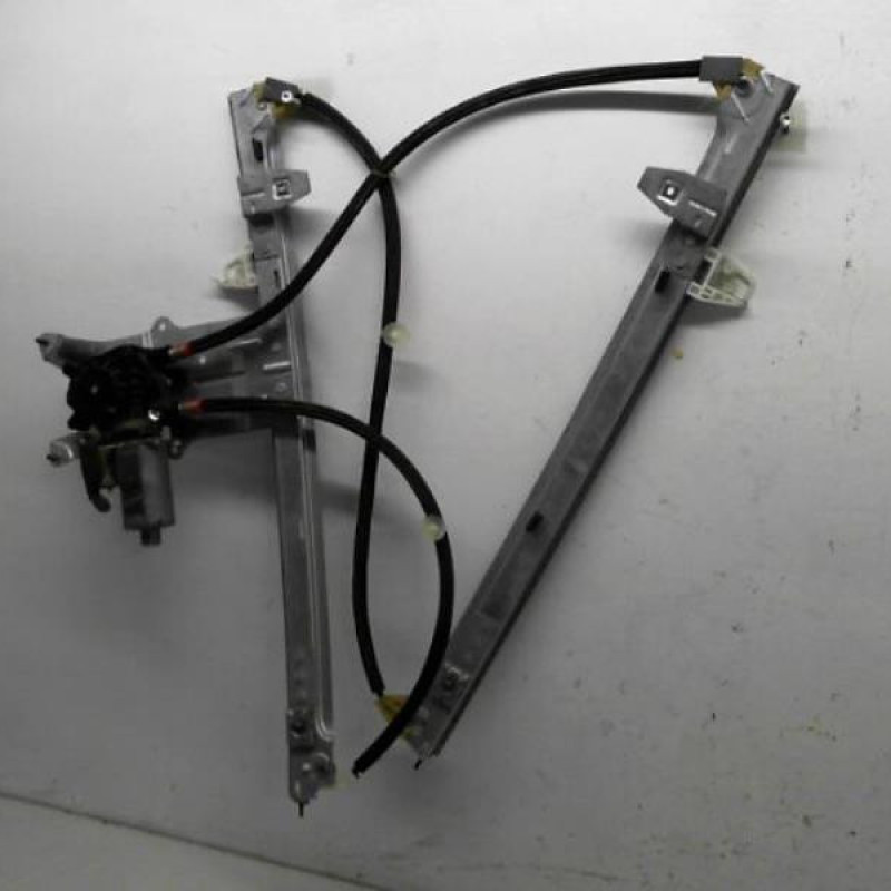 Leve vitre electrique avant droit CITROEN XSARA PICASSO