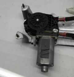 Leve vitre electrique avant droit CITROEN XSARA PICASSO Photo n°3