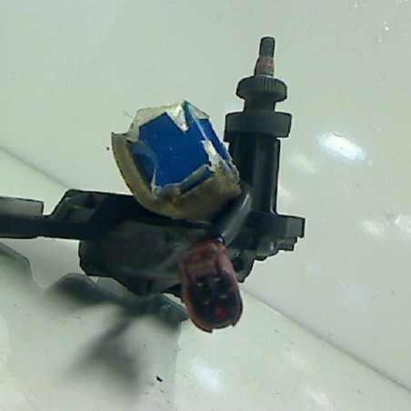 Moteur essuie glace arriere PEUGEOT 106