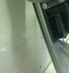 Leve vitre electrique arriere gauche PEUGEOT 308 1