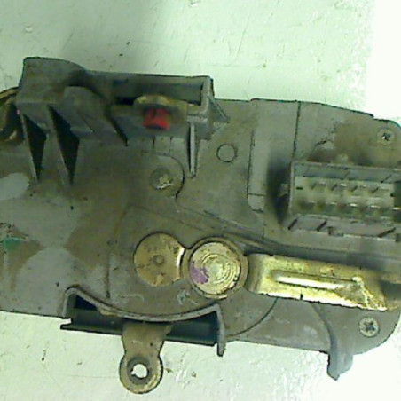 Serrure avant gauche PEUGEOT 806