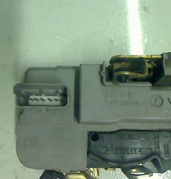 Serrure avant droit PEUGEOT 206