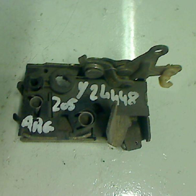 Serrure arriere gauche PEUGEOT 205