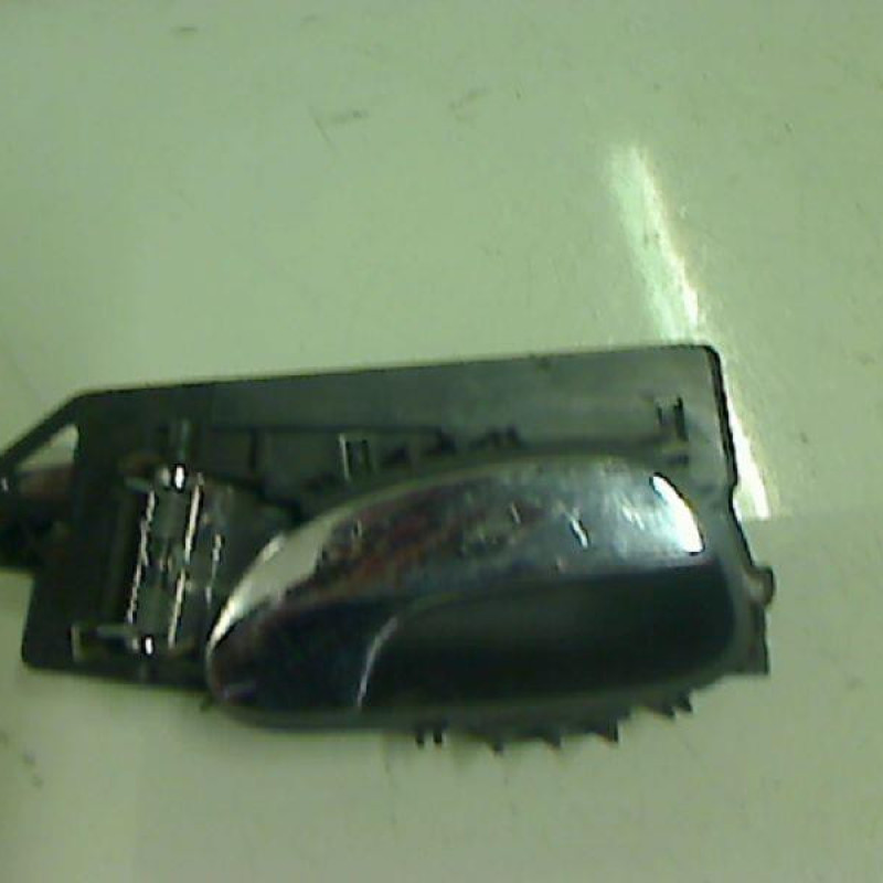 Poignee interieur avant droit PEUGEOT 307