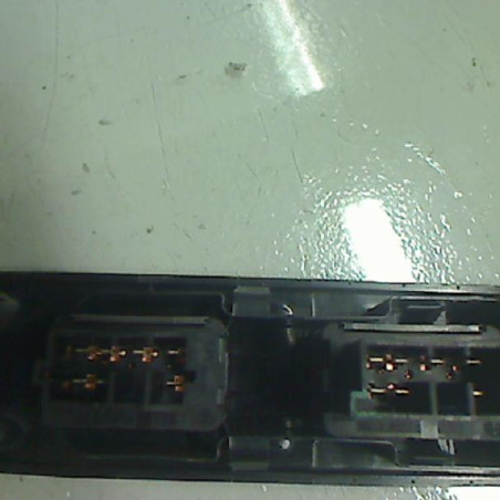 Interrupteur de leve vitre avant gauche PEUGEOT 307