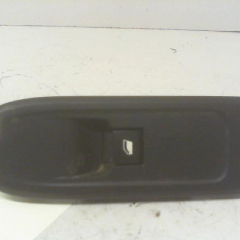 Interrupteur de leve vitre avant droit CITROEN C3 2