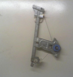 Leve vitre mecanique arriere gauche CITROEN XSARA Photo n°1