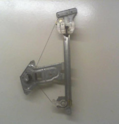 Leve vitre mecanique arriere gauche CITROEN XSARA Photo n°3