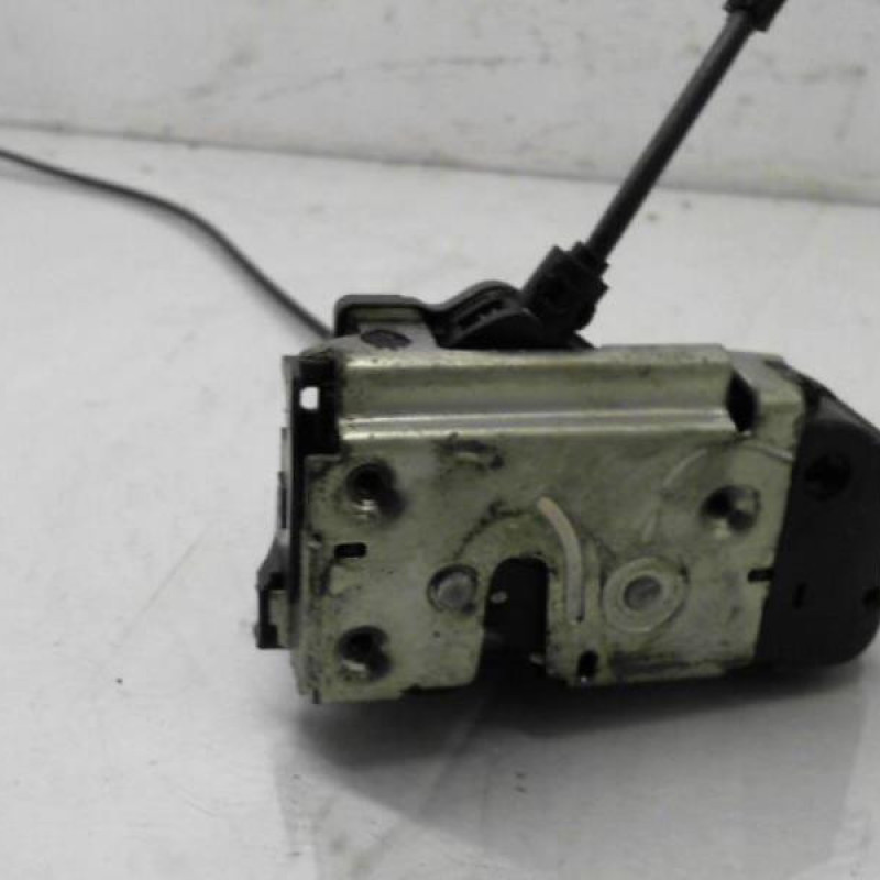 Serrure arriere droit RENAULT SCENIC 2