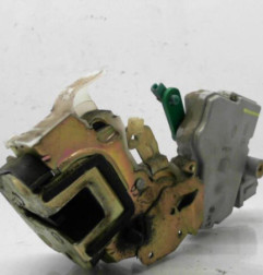 Serrure arriere gauche NISSAN TERRANO 2 Photo n°4