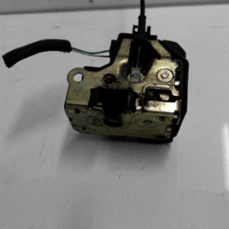 Serrure avant droit RENAULT MEGANE 1