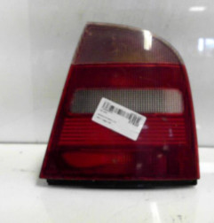 Feu arriere principal droit (feux) SKODA OCTAVIA 1 Photo n°5