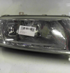 Optique avant principal droit (feux)(phare) SKODA OCTAVIA 1