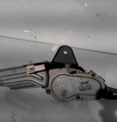 Moteur essuie glace arriere TOYOTA YARIS 1 Photo n°6