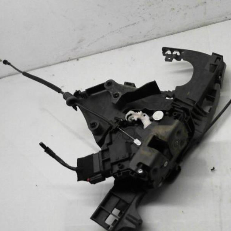 Serrure avant droit VOLVO S 40 2