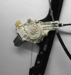 Leve vitre electrique avant droit BMW SERIE 1 E87