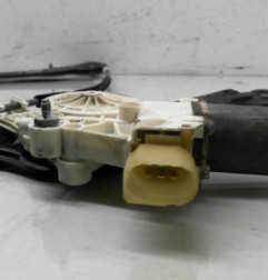 Leve vitre electrique avant droit BMW SERIE 1 E87 Photo n°3