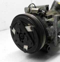 Compresseur clim RENAULT CLIO 2