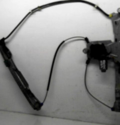 Leve vitre electrique avant gauche RENAULT CLIO 3 Photo n°1