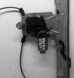 Leve vitre electrique avant gauche RENAULT CLIO 3