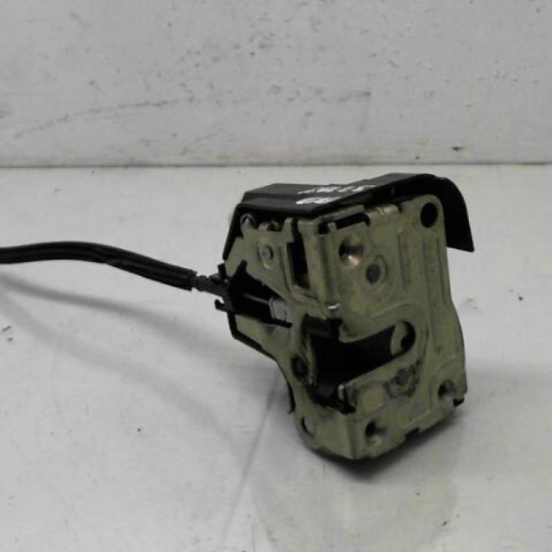 Serrure avant droit RENAULT CLIO 2 CAMPUS