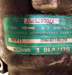 Compresseur clim RENAULT CLIO 2 Photo n°3