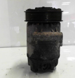 Compresseur clim RENAULT MEGANE 2 Photo n°1