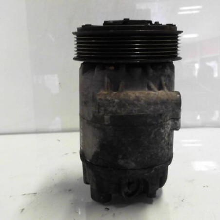 Compresseur clim RENAULT MEGANE 2 Photo n°1