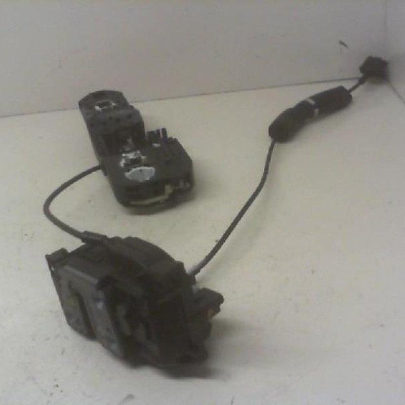 Serrure arriere droit RENAULT GRAND SCENIC 3