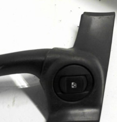 Interrupteur de leve vitre avant droit RENAULT VEL SATIS Photo n°1