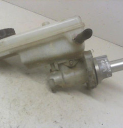 Maitre cylindre (freinage) RENAULT KANGOO 2 Photo n°4