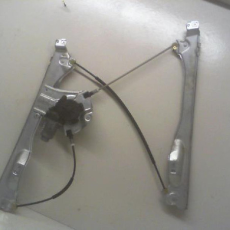 Leve vitre electrique avant droit RENAULT CLIO 3 Photo n°1