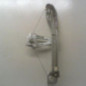 Leve vitre mecanique arriere droit RENAULT CLIO 3