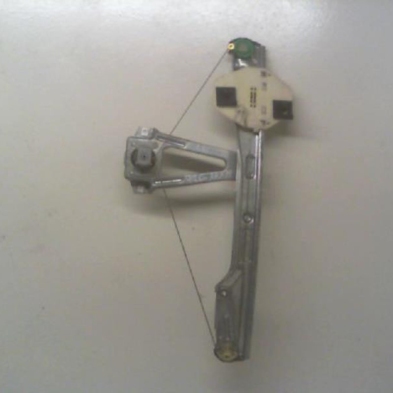 Leve vitre mecanique arriere gauche RENAULT CLIO 2