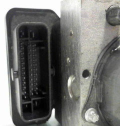 Bloc ABS (freins anti-blocage) RENAULT TWINGO 3