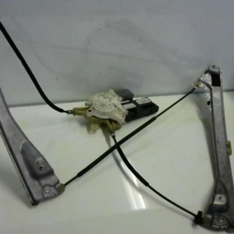 Leve vitre electrique avant droit RENAULT LAGUNA 3