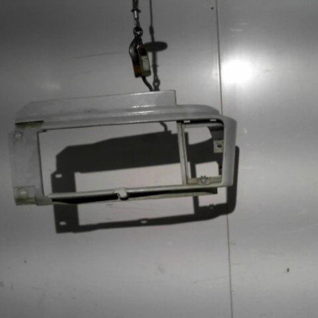 Enjoliveur de phare gauche RENAULT B80